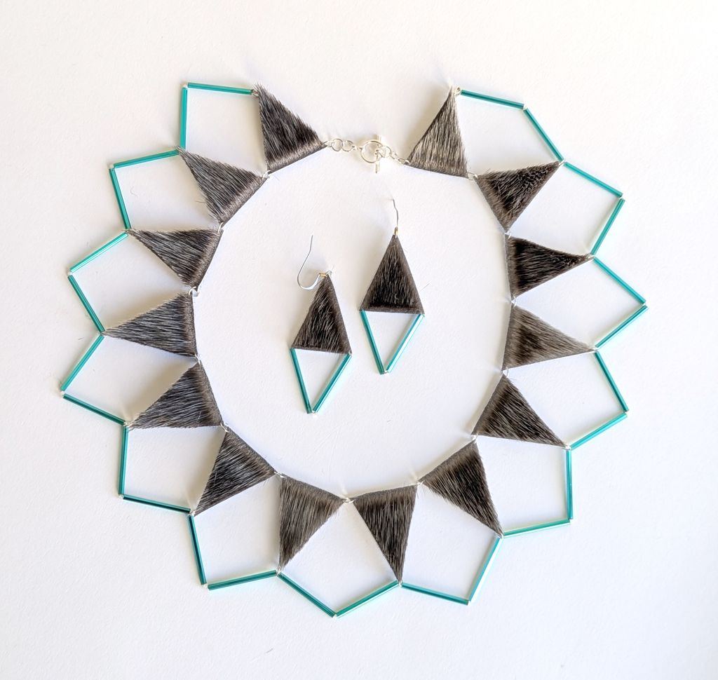 Seal Skin Earrings and Necklace Set (Aqua)