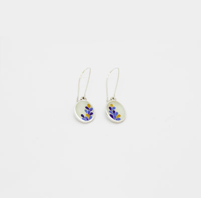 Boucles d'oreilles ovales blanches