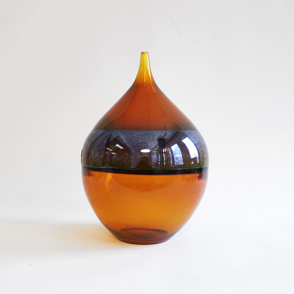 Vase château d'eau ambre