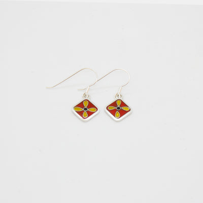 Boucles d'oreilles fleuries oranges, 2019 - La Guilde