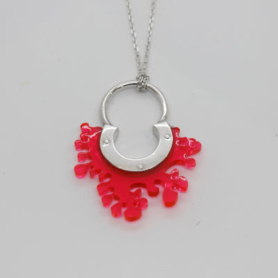 Bague / pendentif rose (collection Corail), 2019 - La Guilde