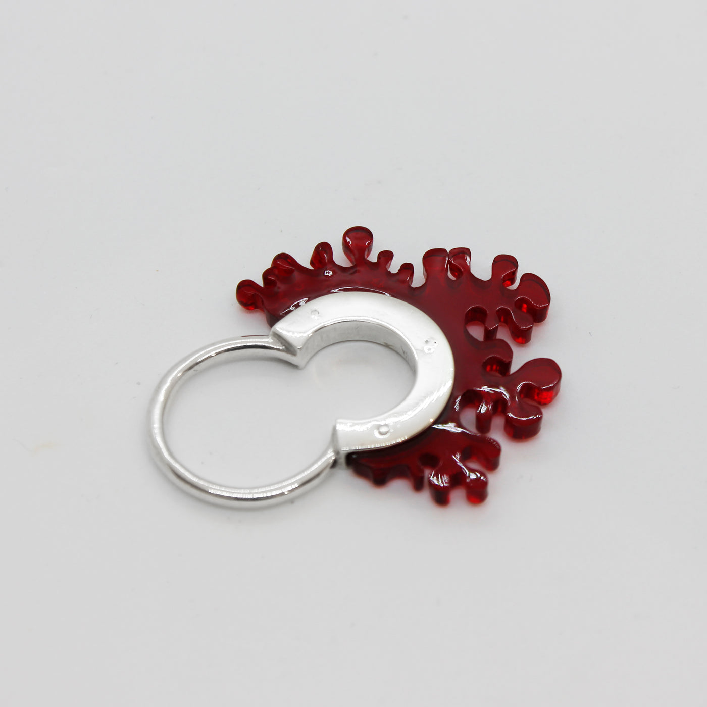 Bague / pendentif rouge (collection Corail), 2019 - La Guilde