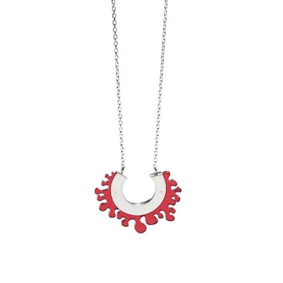 Moyen pendentif courbé rouge transparent (collection Corail), 2019 - La Guilde