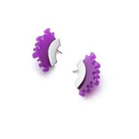 Petites bloucles d'oreilles courbées mauves (collection Corail)